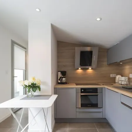 Proche Plage Petite Maison Pour 2 Personnes Feriehus *